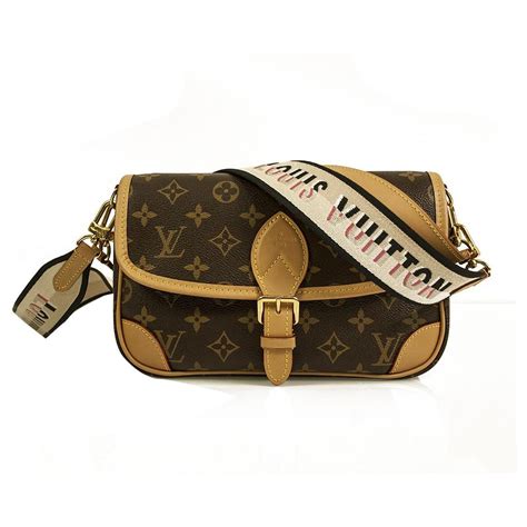 louis vuitton off the shoulder bag|louis vuitton detachable shoulder bags.